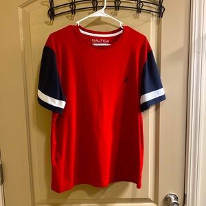 Men’s Nautica red t shirt. Size Large.